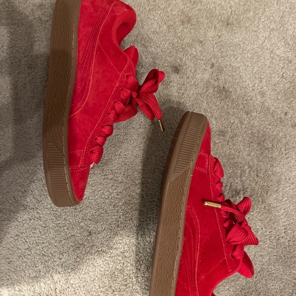 Red puma runners - Picture 2 of 4